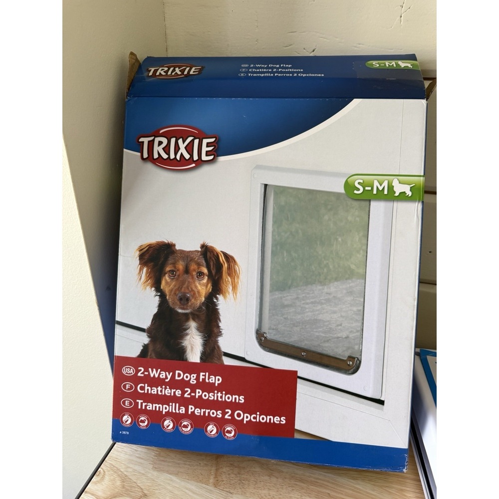 Trixie Pet Products 2-Way Locking Dog Door, Small to Medium Dogs, White
